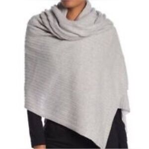 Halogen CASHMERE Light Grey Heather Ribbed Wrap